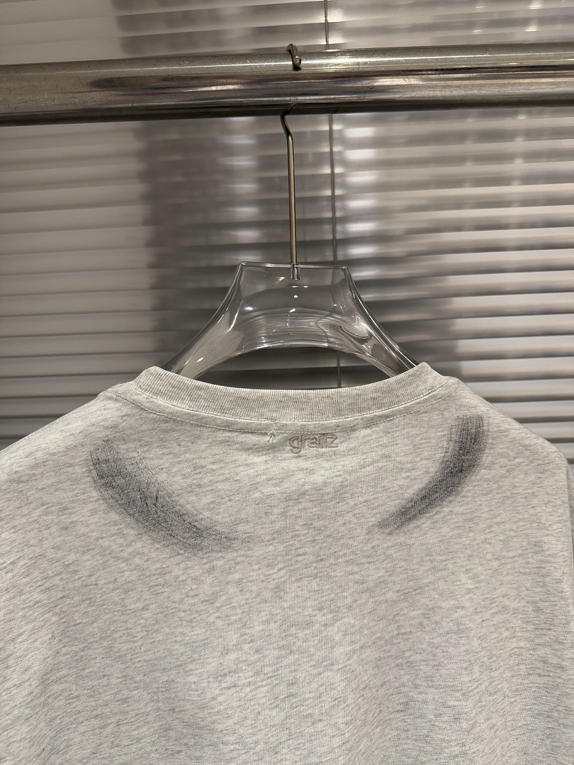 2026年夏ファッションブランドマガジンポスターTシャツ ヴ - Mens Fashion Magazines のレビューと価格
